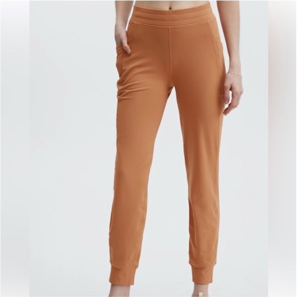 Fabletics On The Go Joggers Sequoia Orange Cold Weather Side Pockets Size XS‎